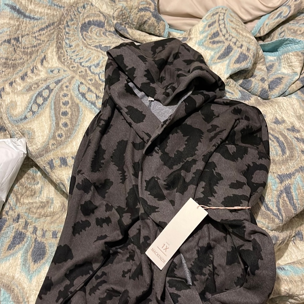 Lularoe Mackenzie
